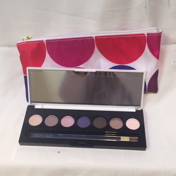 Estée Lauder Makeup Set - Picture 6 of 7